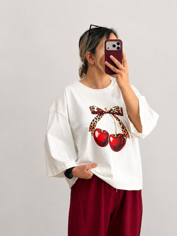 👕 تیشرت باکسی زنانه طرح پاپیون پلنگی و گیلاس