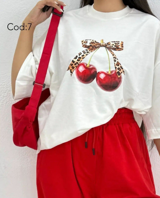 👕 تیشرت باکسی زنانه طرح پاپیون پلنگی و گیلاس